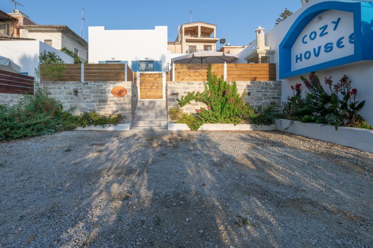 Villa Tanyas Cozy House Kamilari Esterno foto